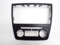 фото thumb №1, Панель рамка панелі консолі радіо europa 5l0858069h skoda yeti 12r