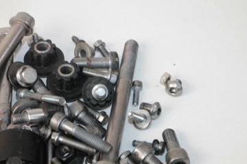 КОМПЛЕКТ БОЛТОВ TRIUMPH BONNEVILLE T100 SE 900