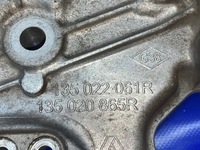 фото thumb №11, Крышка распределительного вала clio iv dacia sandero 0.9tce 135022061r h4b b408