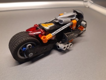 LEGO Racers 8355 H.O.T. Blaster Bike