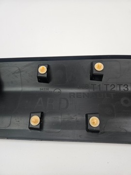 фото thumb №10, Renault megane v 5 e-tech 2023 - планка накладка дверь зад левый 828204113r