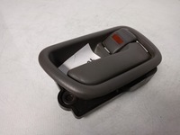 фото thumb №1, Ручка внутренняя правая передняя toyota avensis 1