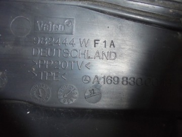 фото thumb №9, Mercedes b w245 панель під лобовим склом 05-08 5d 982444w a1698300013