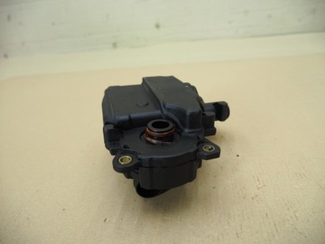 фото thumb №11, Вентиляція картера масла audi a8 d3 6.0 tdi w12 07c103464e