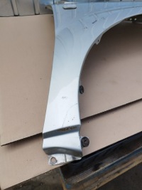 Крила правий перед оригінал toyota corolla verso 2 рестайлінг  07-2009 колір 1c0 в Україні, фото thumb