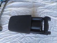 фото thumb №1, Vw golf vii подлокотник 5g0864251d