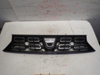 фото thumb №1, Решётка радиатора dacia duster ii 2017- 623105634