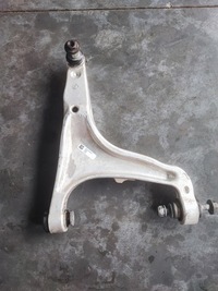 фото thumb №1, Maserati levante sq4 trofeo важіль правий передній