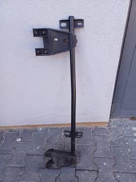 фото thumb №1, Кріплення спойлера вітровики kabinowej бічної mercedes actros mp4