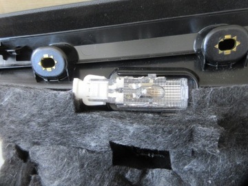 фото thumb №9, Audi q3 бардачок пасажира панелі 8u1857035k