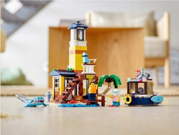 LEGO Creator 3 в 1 31118 Surfer House на пляже