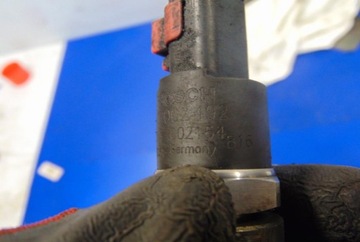 фото thumb №15, Peugeot 206 1.4hdi планка впрыскивающий 0445214028 9641509480