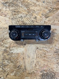 фото thumb №1, Панель кондиционера 3t0907044cs