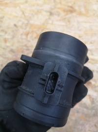 фото thumb №6, Vw golf vii расходомер 03l906461a gtd