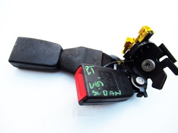 фото thumb №1, Mercedes c-klasa w205 застёжка ремня правый зад