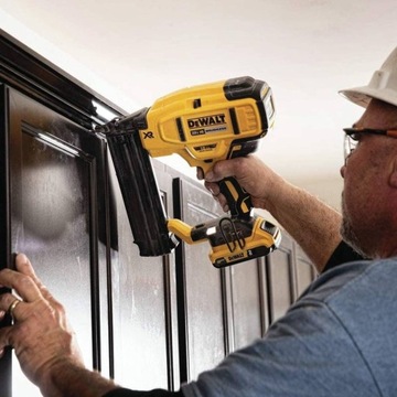 ГВОЗДОЗЫ ДЛЯ ОТДЕЛОЧНОЙ АККУМУЛЯТОРНОЙ БАТАРЕИ 18 В LI-ION DEWALT DCN680N-XJ