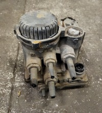 фото thumb №1, Клапан ebs напівпричепа mercedes actros mp3