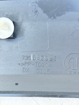 фото thumb №13, Jeep renegate планка крила накладка правий pezód 735682596