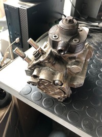 фото thumb №1, Насос упорскування citroen c3