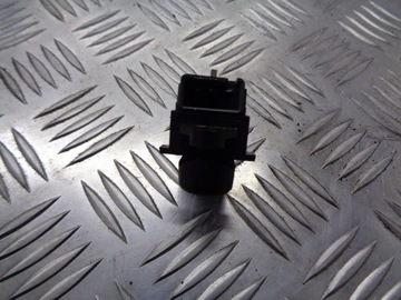 фото thumb №2, Кнопка блокування двері pt cruiser 04671623a