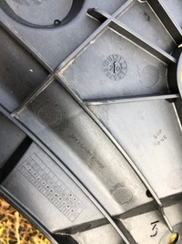 фото thumb №4, Ползун бампера крепление левый зад audi q2 s line