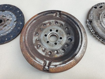 фото thumb №1, Колесо двомасовий 1.9 tdi vw polo golf audi seat оригінальний номер