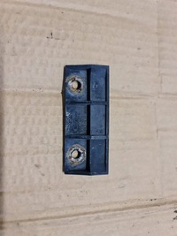 фото thumb №1, Ползун бампера зад audi a8 d2 4d0807889