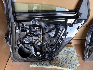 фото thumb №12, Audi a4 b9 8w sedan пара двері праві перед зад w колір ly9t oeoe 60km