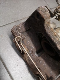 фото thumb №6, Супорт гальмівний правий перед audi a4 b7 2.0 tdi