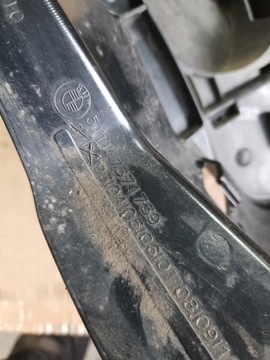 фото thumb №9, Bmw 1 f20 f21 f22 рестайлинг 18r. ползун бампера левый заглушка галоген