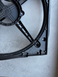 Кронштейн кронштейн правой радиатора/ вентилятора porsche 911 992 992121384b Цена, фото thumb