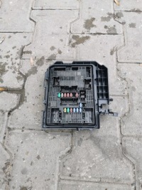 фото thumb №1, Коробка модуль bsi bsm sandero iii 284b64435r