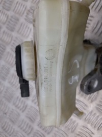 фото thumb №5, Audi s5 рестайлінг 8k061130a з спереду головний циліндр гальма