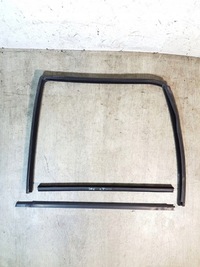 фото thumb №1, Прокладка дверь стекло левый задняя peugeot 306 lift