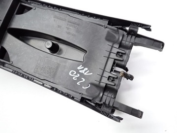фото thumb №10, Тунель підлокітник гніздо usb решітка європа mercedes c-klasa w205 18r