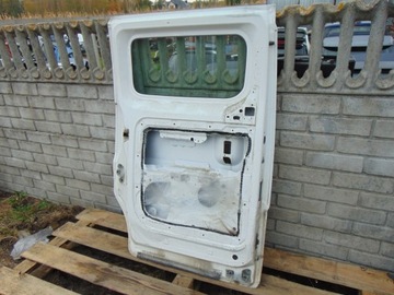 фото thumb №14, Дверь сдвижные левая nissan nv200 з стекло