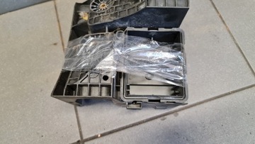 фото thumb №5, Крепление предохранителей vw 1k0907361b