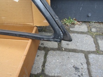 фото thumb №12, 8 mercedes w124 универсал белая правая стекло задняя боковая крыльев + прокладка