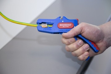 Автоматический инструмент для зачистки проводов 0,2-16 мм2 (24-5 AWG) Weicon No.5