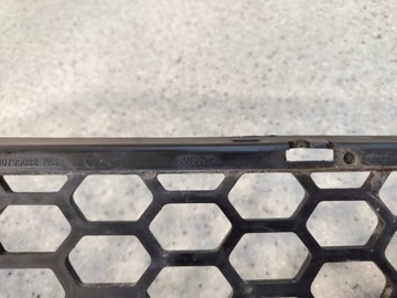 фото thumb №9, Решётка бампера средняя 30795021 volvo v60 ii s60