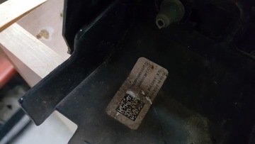 фото thumb №13, Планка крила передньої ліва сторона audi e-tron 4ke853717a демонтаж