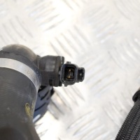 Jaguar e-pace 2018 шланг / патрубок радіатора Недорого, фото thumb