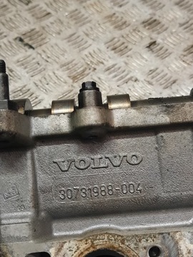 фото thumb №7, Головка volvo xc70 2.4 d5 30731988-004