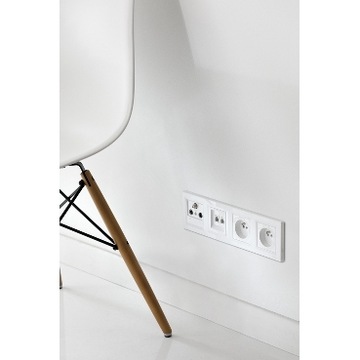 SCHNEIDER ASFORA РОЗЕТКА RJ45 кат.6, UTP БЕЛАЯ