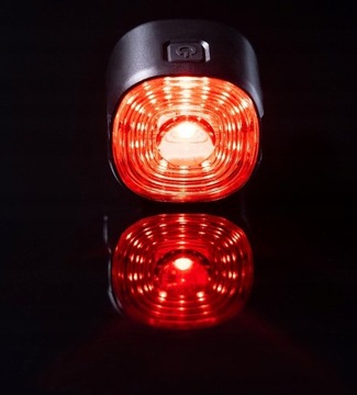Красный фонарь задний велосипедный SPECTER WT09
