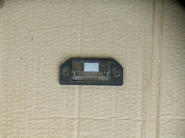 фото thumb №1, Vw passat b5 sedan лампа освітлення номерного знака