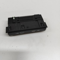 фото thumb №1, Volkswagen tiguan 2024 разъём / соединитель usb