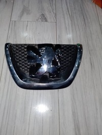 фото thumb №1, Эмблема значок logo peugeot 5008 303002001