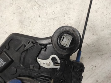 фото thumb №5, Toyota corolla verso 2 ii 04- замок левый зад 2pin