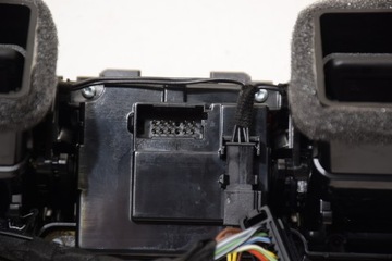 фото thumb №10, Bmw x3 g01 x4 g02 g20 панель кондиціонера решітка повітропровід вентильовані сидіння